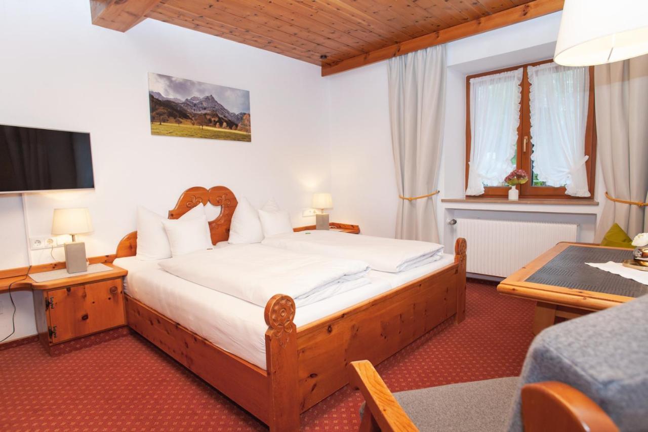 Gaestehaus Sonnenheim Mittenwald Eksteriør bilde